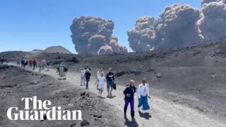 Footage shows Italy's Mount Etna erupting Footage shows Italy's Mount Etna erupting